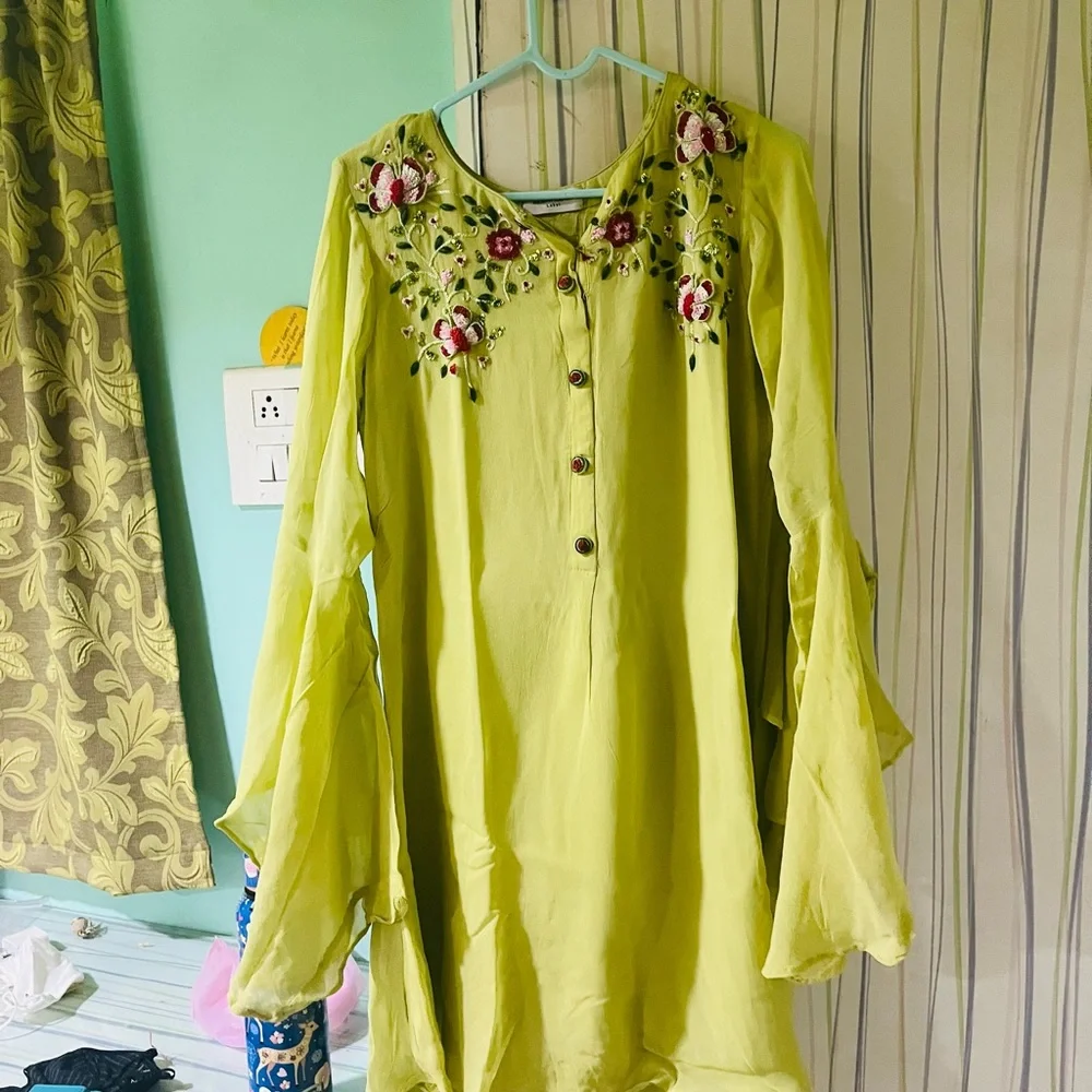 Mint green short kurta ☺️ - Picture 2 of 7